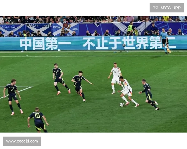 德国队大规模换血对球队战斗力与未来欧洲杯竞争格局的深远影响分析