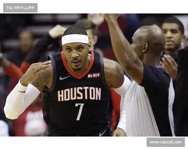 安东尼分享训练精彩瞬间 展现全新技术进步与努力成果